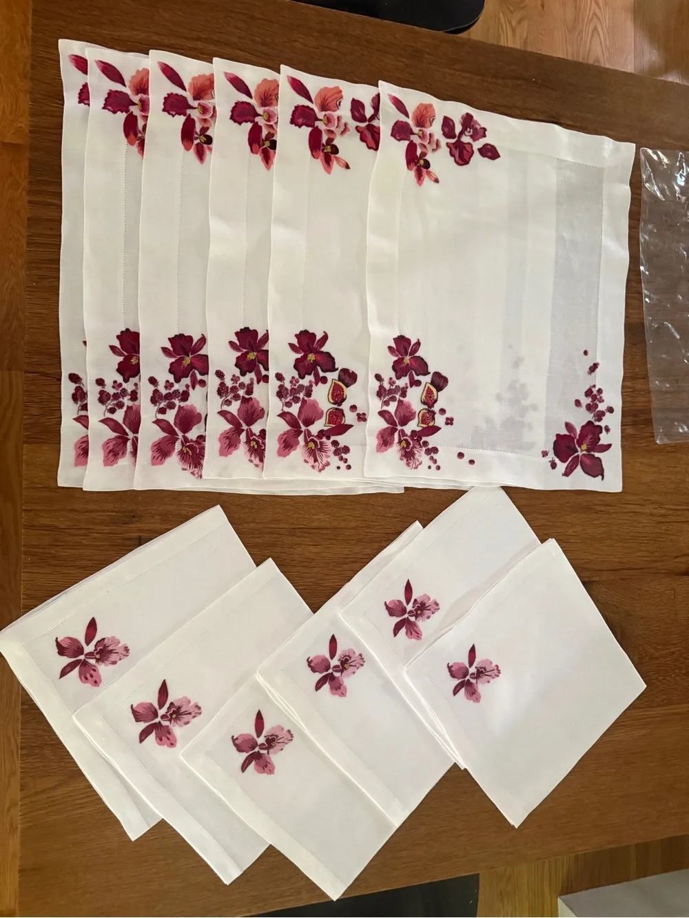 D. Porthault Paris placemat and Napkin set of SIX